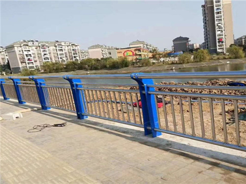 桥梁护栏304不锈钢复合管桥梁栏杆厂家定制