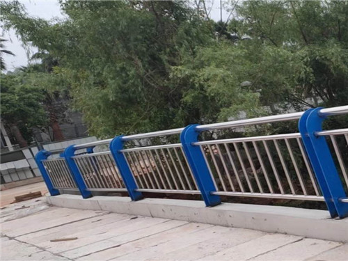 桥梁防护栏 201/304不锈钢复合管栏杆  厂家直销