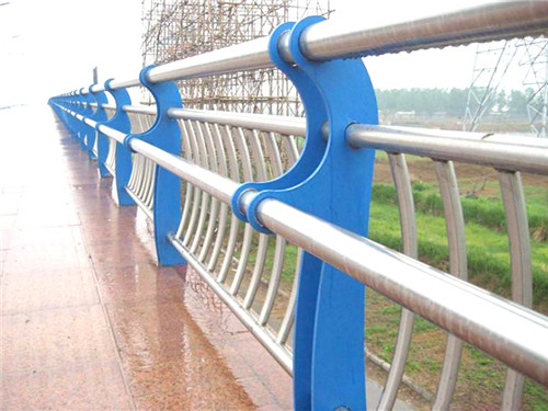 现货201不锈钢复合管 优价销售不锈钢碳钢复合管 桥梁护栏